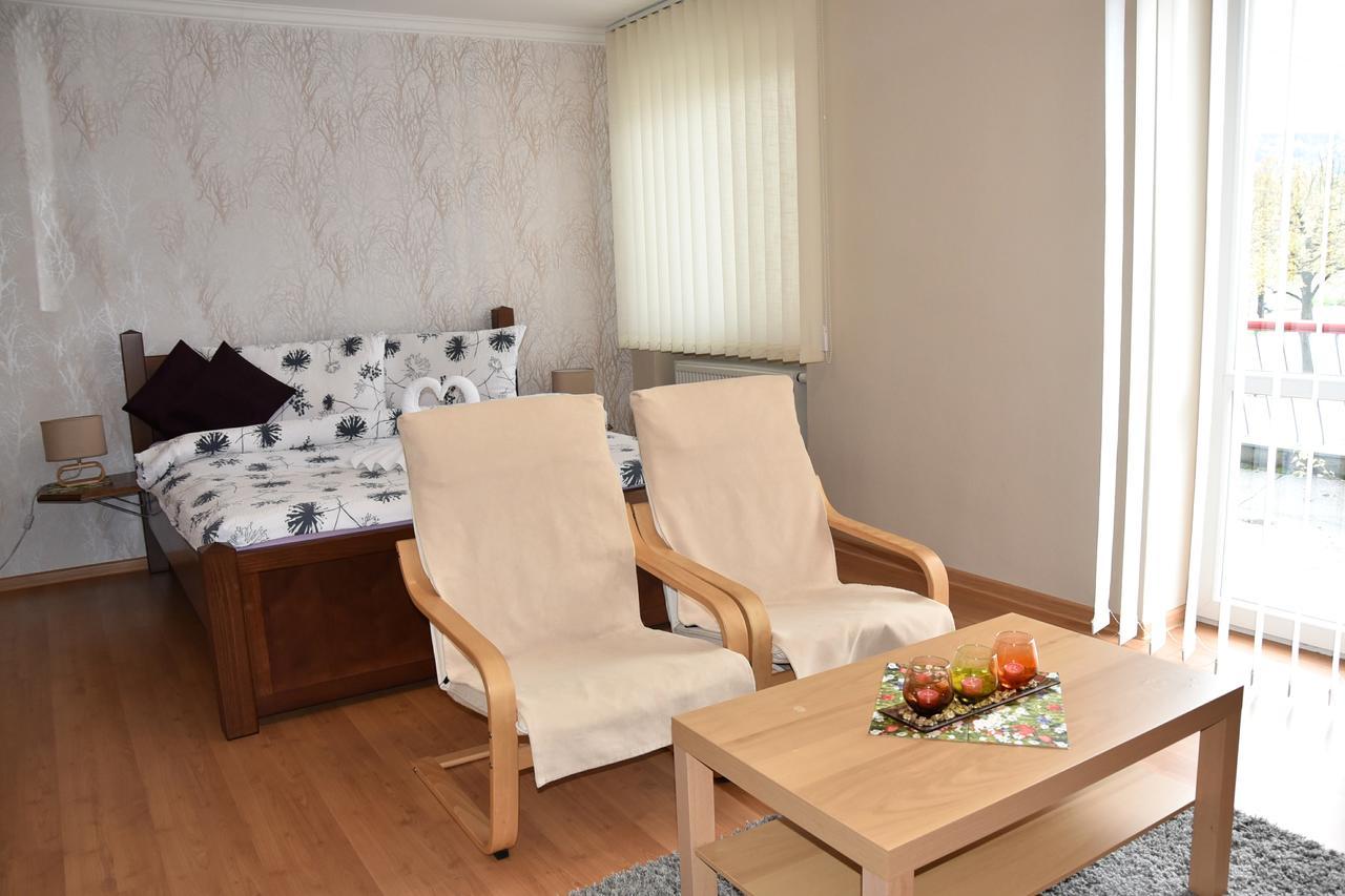 Hotel Baník Handlová Exteriér fotografie